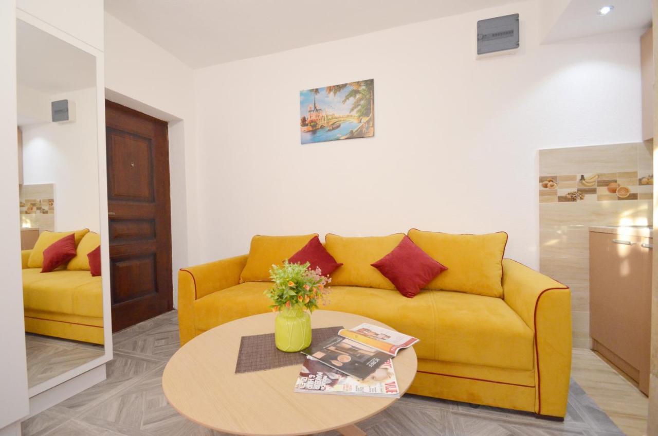 Apartments Lux S Tivat Eksteriør billede