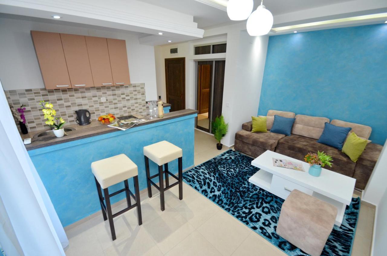 Apartments Lux S Tivat Eksteriør billede