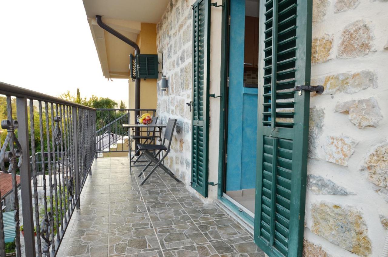 Apartments Lux S Tivat Eksteriør billede