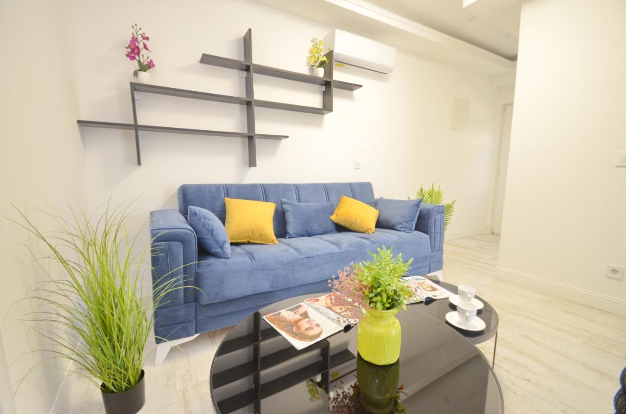 Apartments Lux S Tivat Eksteriør billede