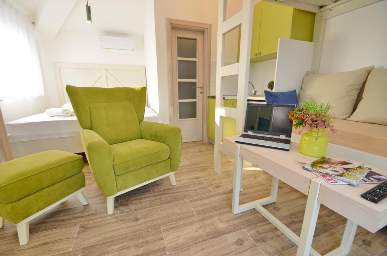 Apartments Lux S Tivat Eksteriør billede